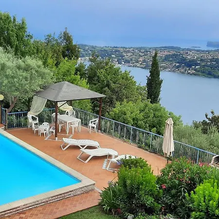 Casale Massina Attico Agata Apartman *